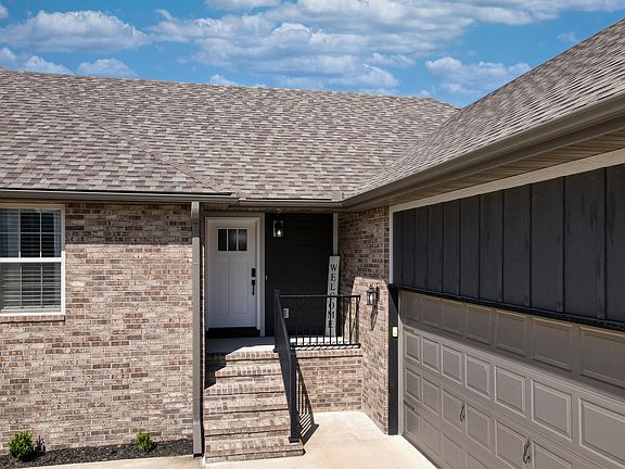 2nd image of 4223 Tuscany Circle