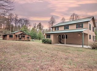 360 Pine Grove Dr, Blue Ridge, GA 30513