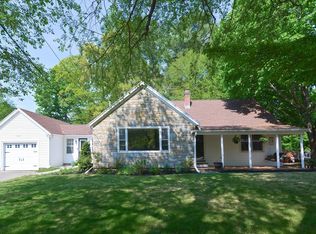 52 Scadding St, Taunton, MA 02780