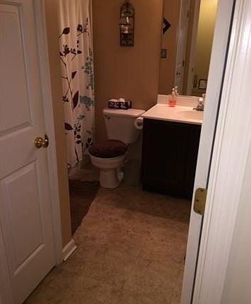 2nd image of 6 Printz Dr