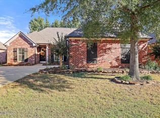1023 Bowsprit Ln, Brandon, MS 39047