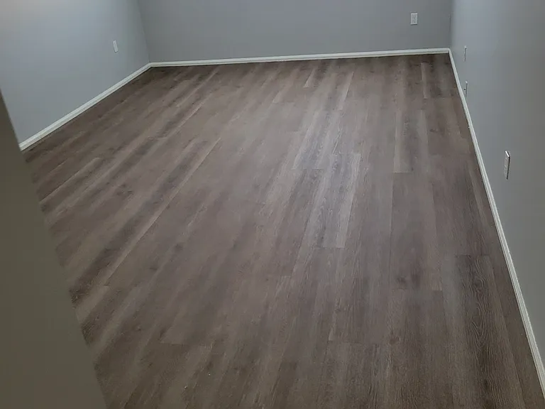 96 Fitzgerald Dr — Photo 3