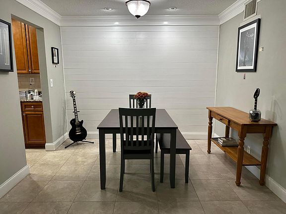 5th image of 115 Lakes End Drive #0