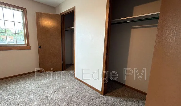 1109 N 28th St #10 — Photo 20