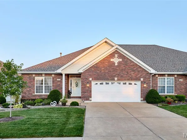 2421 Golden Bear Way #731A, Wentzville, MO 63385