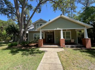 702 NE 11th Ave, Gainesville, FL 32601
