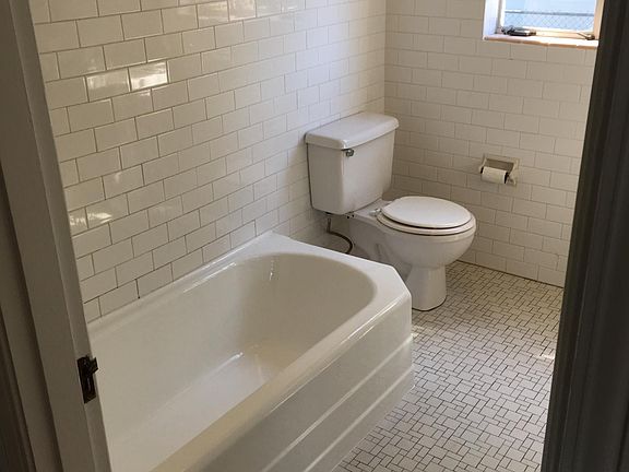 5th image of 2300 49th St S