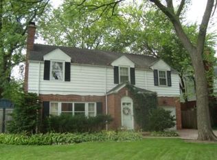805 Chilton Ln, Wilmette, IL