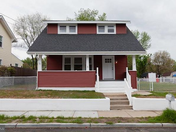 857 New Jersey Ave, Deptford, NJ 08096