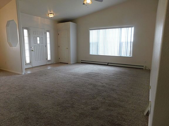 3rd image of 3057 Bookcliff Ave