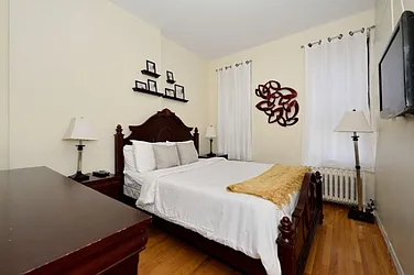 Rented by Eisenberg Exclusives