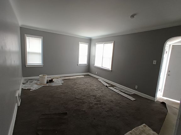 2nd image of 10420 Greensboro St