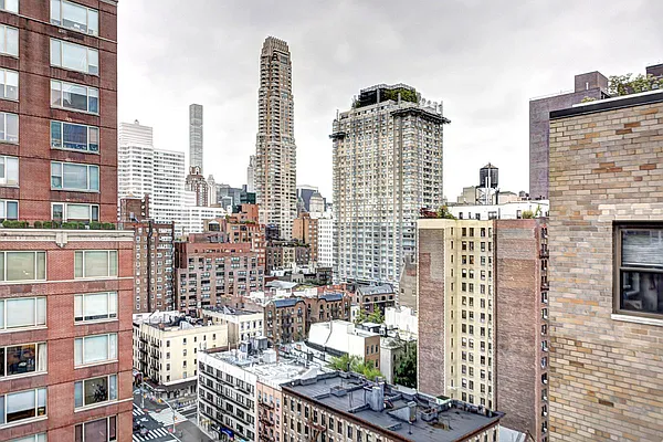 Sold by ACP Realty Group, Inc. | media 18