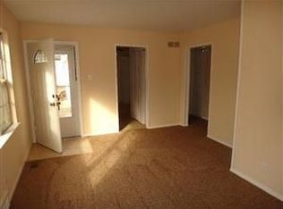 2308 SW Moundview Dr, Topeka, KS 66614