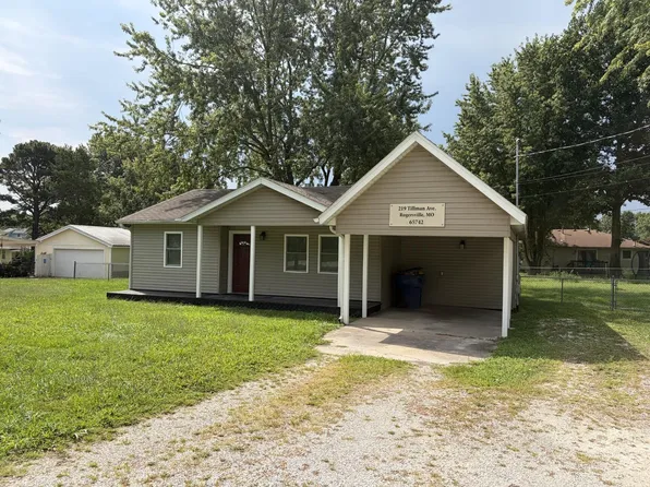 219 Tillman Avenue, Rogersville, MO 65742