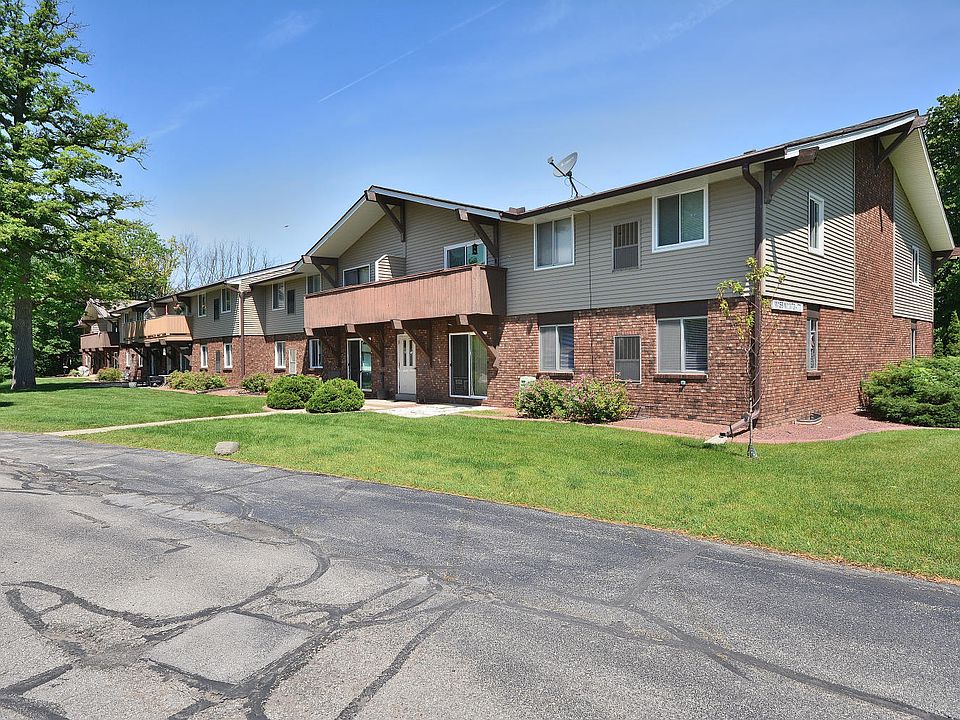 1st image of W158N11175 Legend Ave APT 6