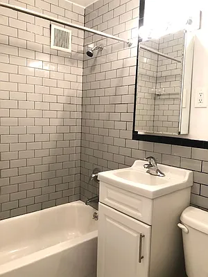 Rented by REAL New York | media 3