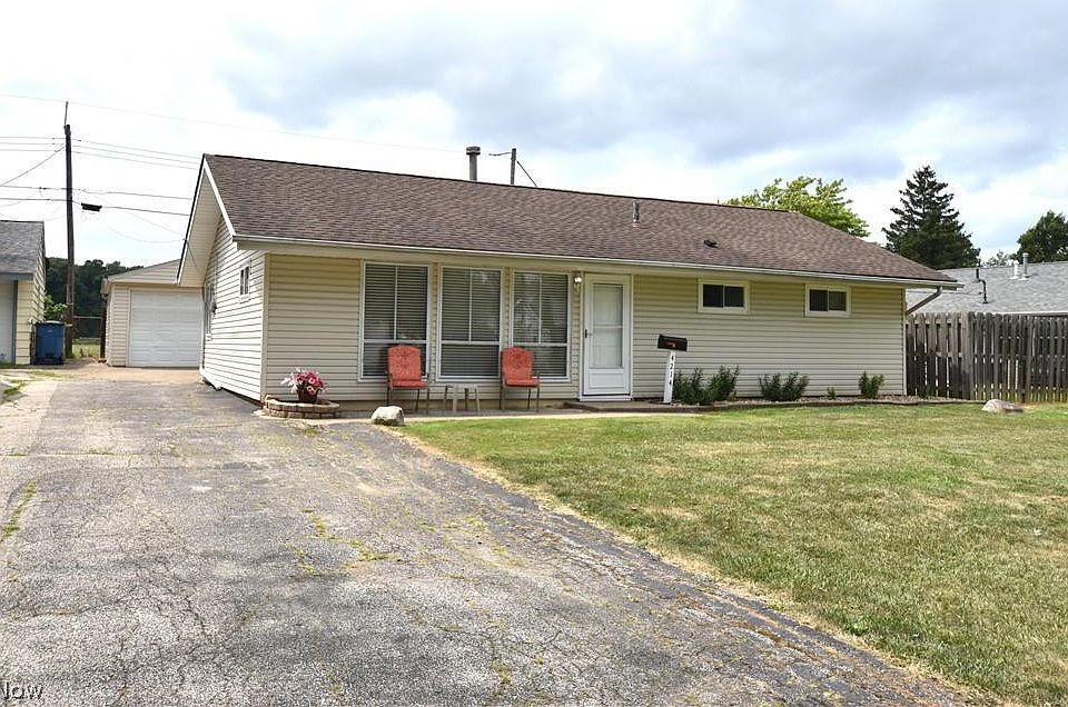 1st image of 4214 Meadow Ln