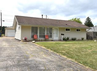 4214 Meadow Ln, Lorain, OH 44055