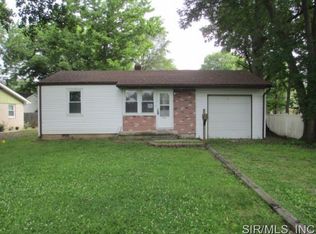 1215 McKinley St, Mascoutah, IL
