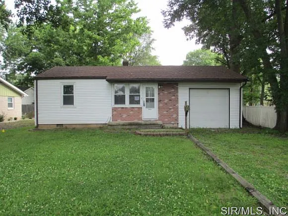 1215 McKinley St photo 1