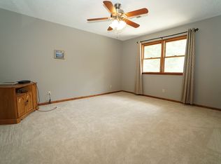 2822 Colony Point, Ashland, KY 41102