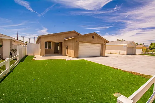 Floor plan 8258-1 Bennett Ave