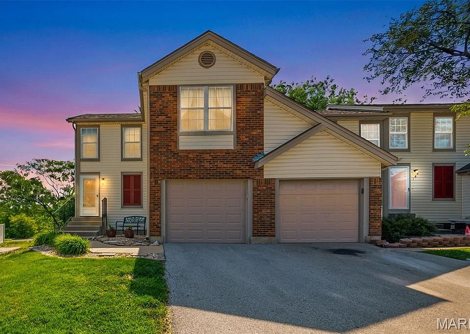 1st image of 689 Sugar Trail Ct Unit 1