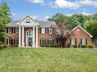 1501 Honey Locust Ct, Chesterfield, MO 63005