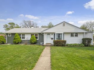4609 W 89th Pl, Hometown, IL 60456