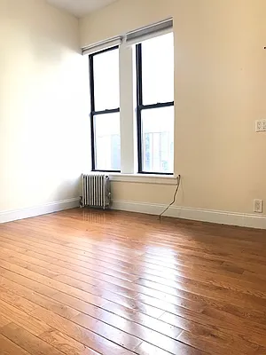 Rented by Beekman Street Realty | media 4