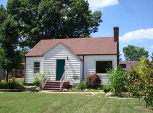 1005 Sherman St, Joliet, IL 60433