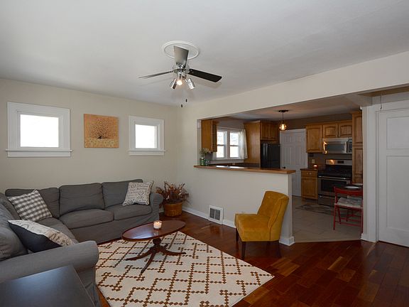 Living-Great Room 1