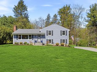 17 Cottage Place, Katonah, NY 10536