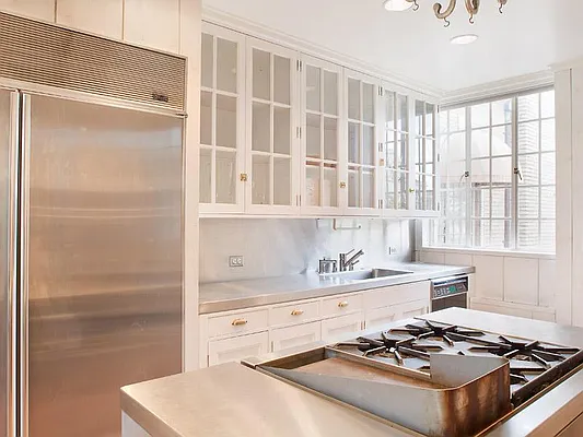 Sold by Sotheby's International Realty | media 15