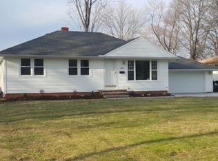 14050 Settlement Acres Dr, Brookpark, OH
