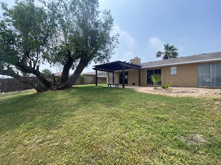 14126 Atascadera Ave — Photo 37
