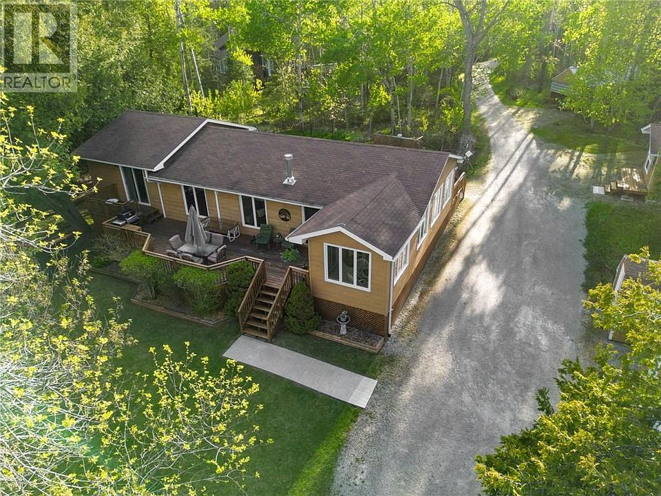 1st image of 609 A Hideaway Rd