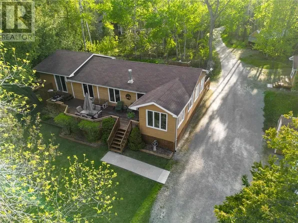 609 A Hideaway Rd, Billings, ON P0P 1J0
