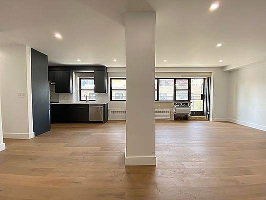 1st image of 340 E 74th St #14F