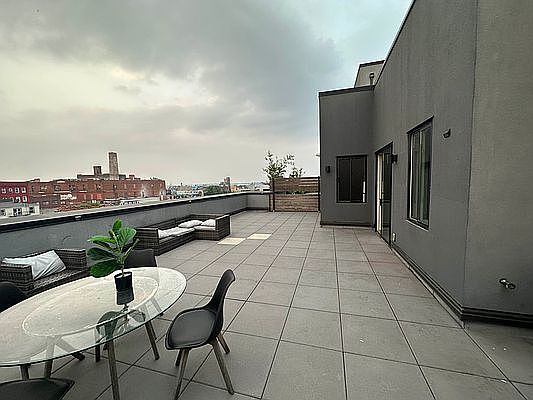 3rd image of 246 Johnson Ave #4A