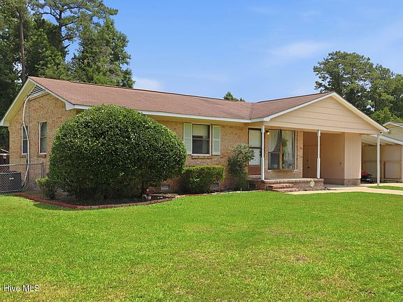 3rd image of 11 Oxford Drive