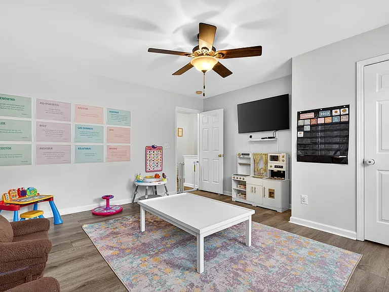 263 Hadley Commons Dr #1 — Photo 22