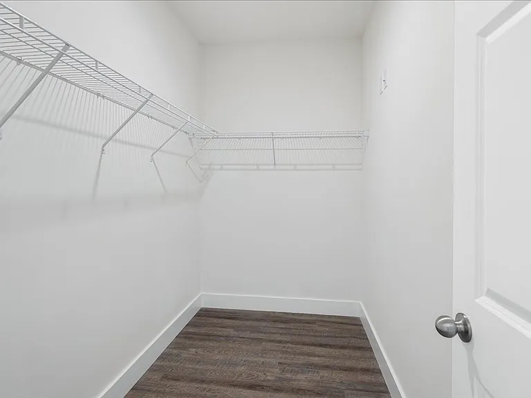 538 North Broadway — Photo 14