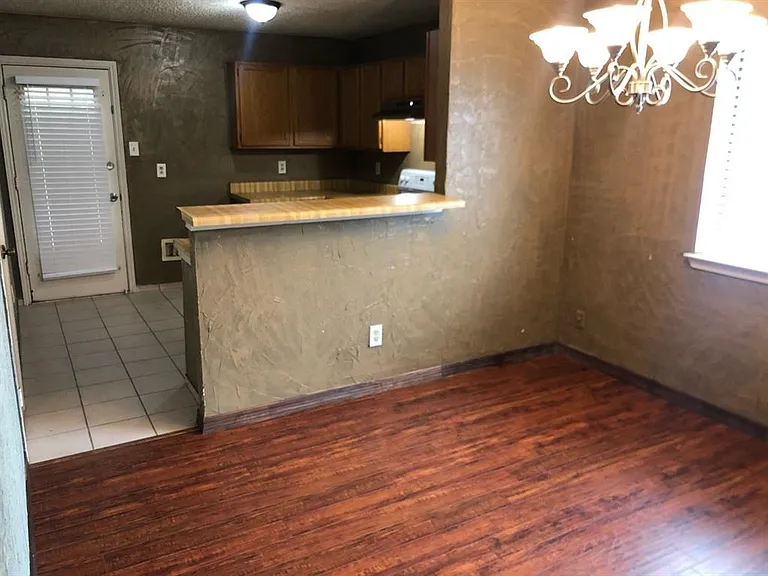 2207 Ember Lee Dr — Photo 12