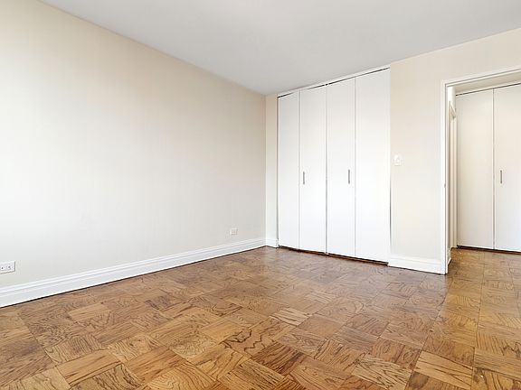 5th image of 400 E 71st St APT 21H