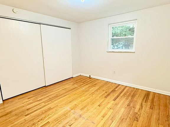5th image of 3447-3453 Evergreen Rd #12