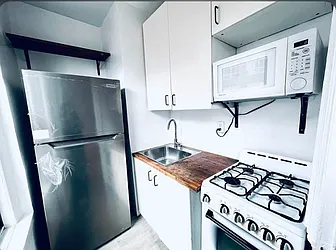 Rented by MOTION New York