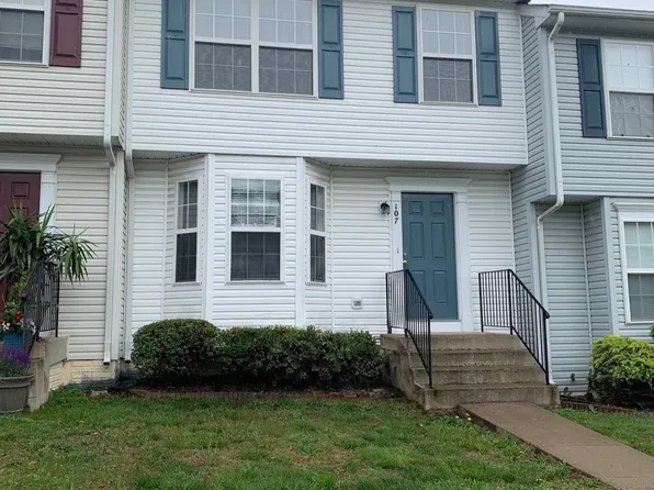 107 Merrill Ct, Stafford, VA 22554