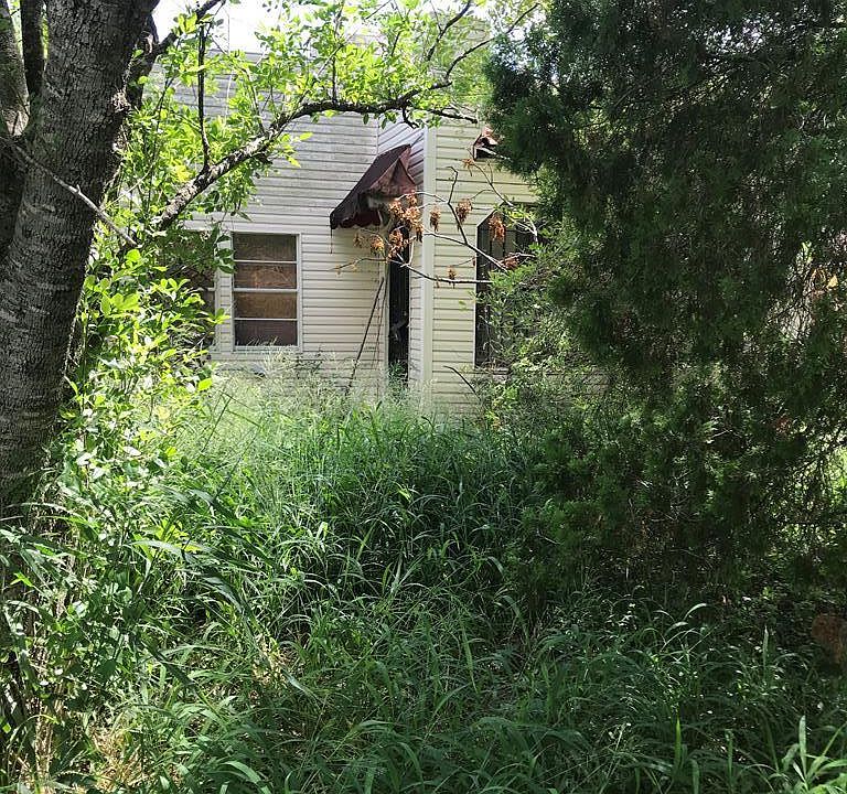 1st image of 514 E Filmore Ave
